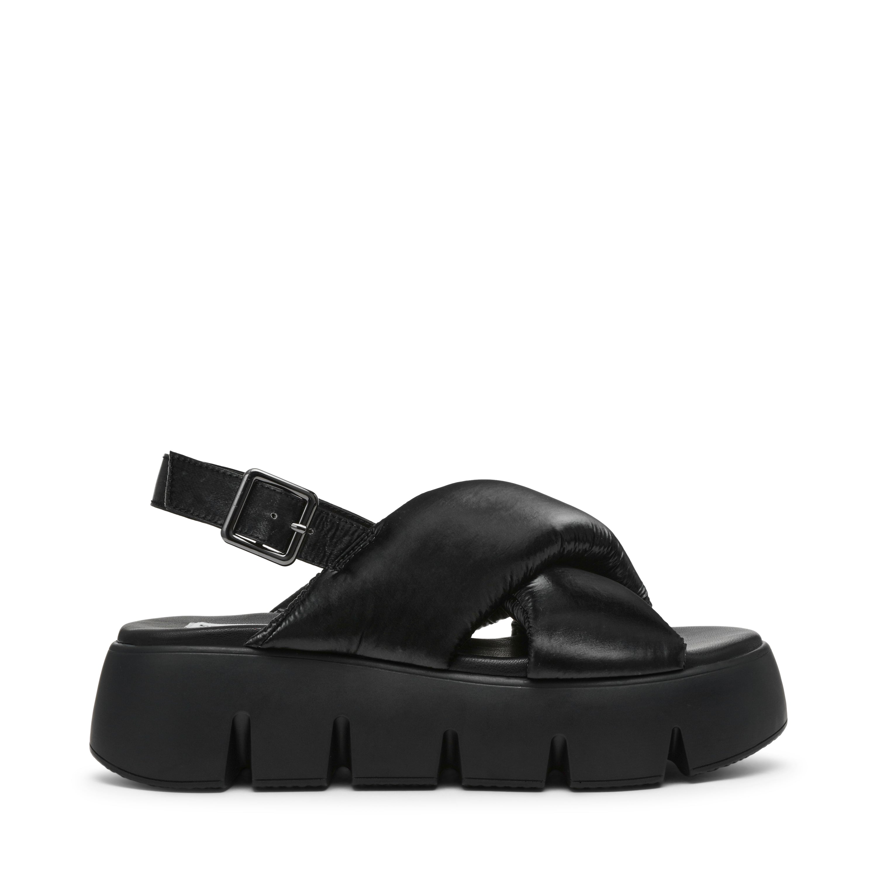 BACKTRACK BLACK